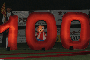 Numéro 100 gonflable de 3 m