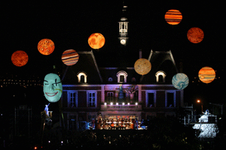 Planètes gonflables – Paris